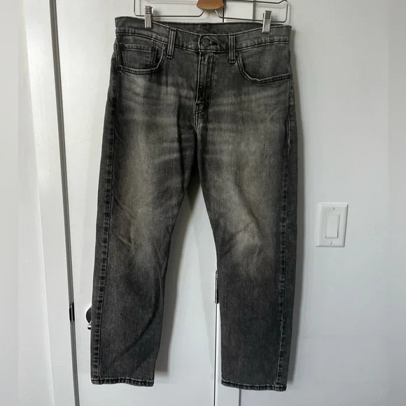 Levi’s 501 - Picture 2 of 3